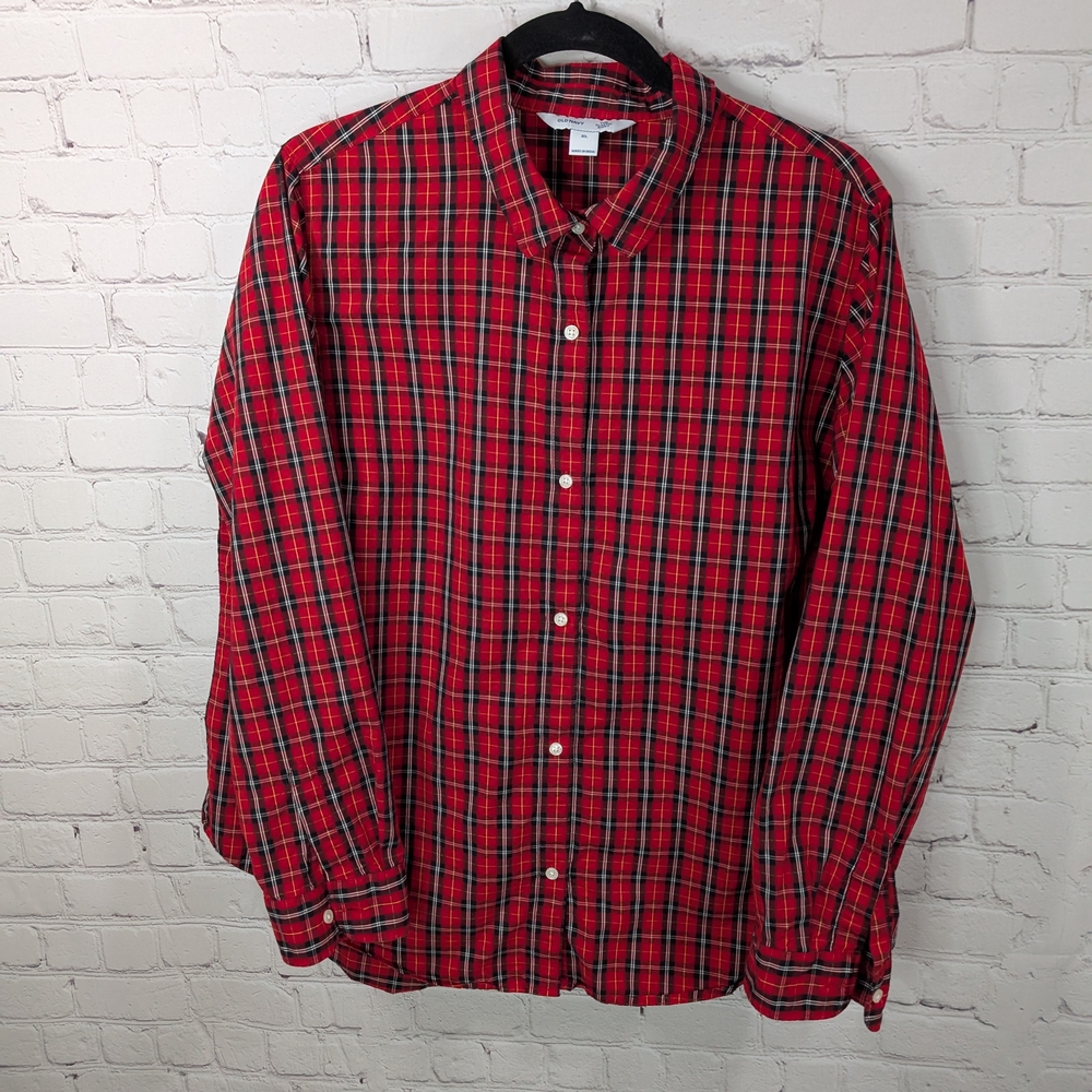 Old Navy Red and Black Plaid Women's Button Down Shirt